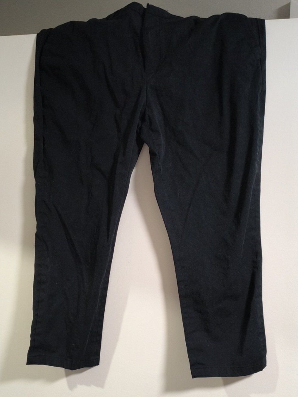 Men's Black Chino Pants - Classic Straight Fit